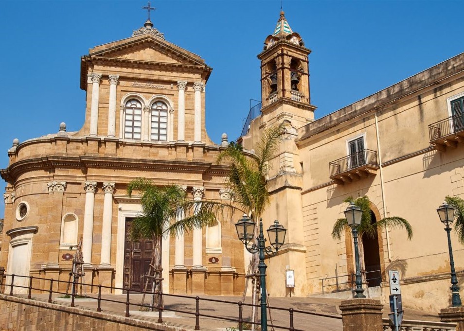 we the italians | italian town of sambuca in sicily sells homes